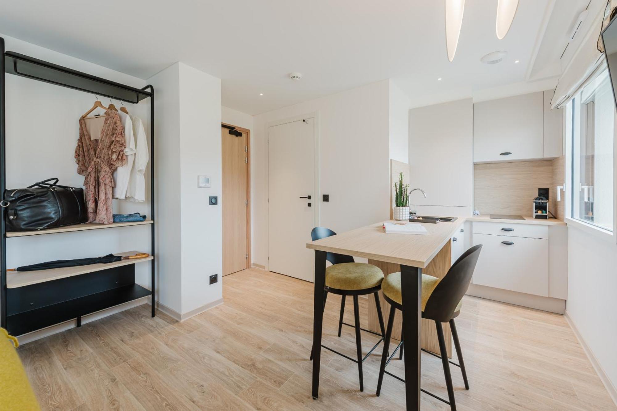 Appart Hotel Neostelia Annecy Eksteriør bilde